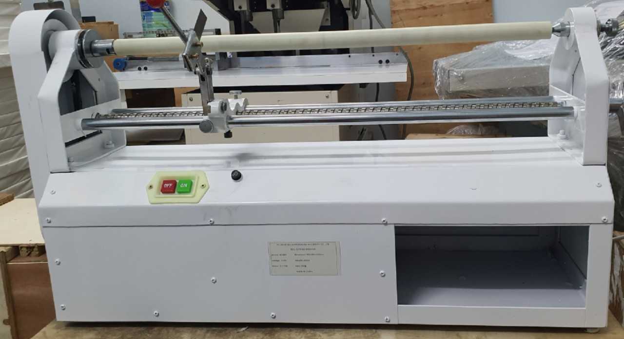 M&Aacute;Y CẮT NHŨ HX680